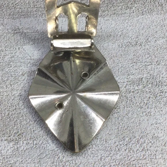 Vintage Art Deco Dress Clip Silver Tone Floral Purple Rhinestones 1930s Jewelry - Picture 5 of 9